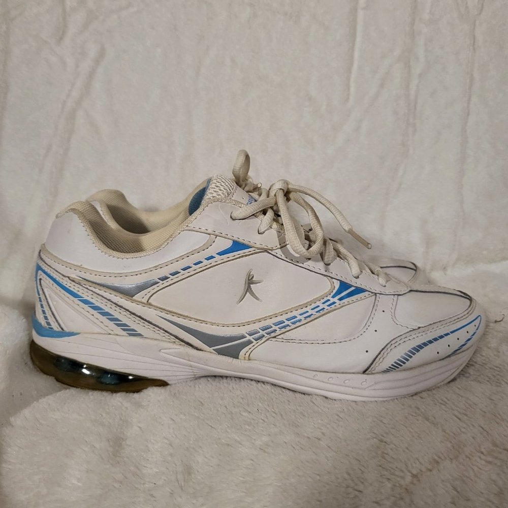 Danskin white shoes womens shoes size 9